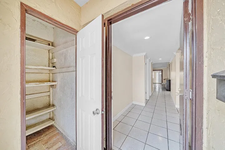 3 bed, 1472 sqft, $2,800 — Photo 4