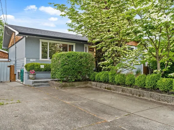 1723 Agassiz Ave, Kent, BC V0M 1A3