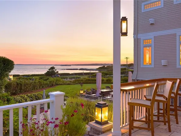 599 Ocean Ave, Newport, RI 02840