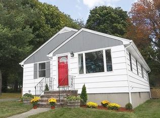 34 Hillcrest Ave, Beverly, MA 01915