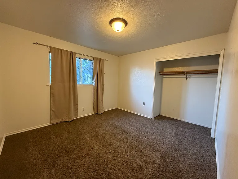 7540 Lemon Hill Ave — Photo 9