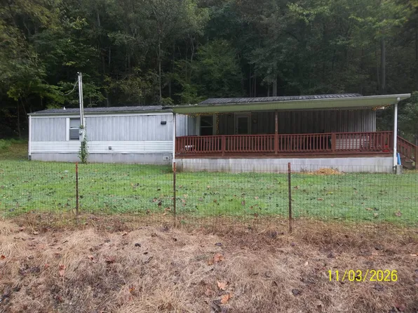 501 Left Fork Moores Creek Rd, Fourmile, KY 40939