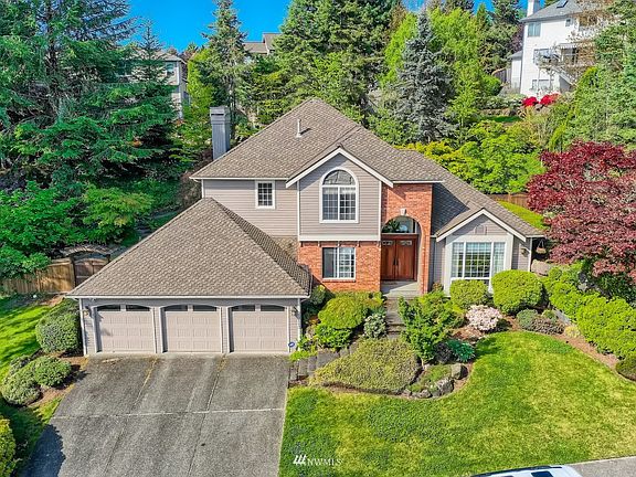 2nd image of 12113 SE 75th Pl