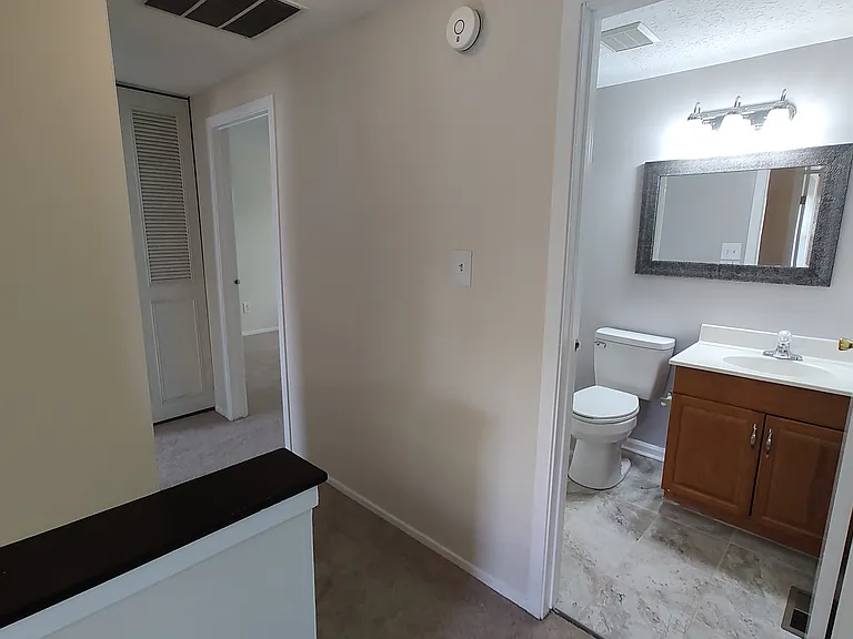 8638 Saxon Cir — Photo 23