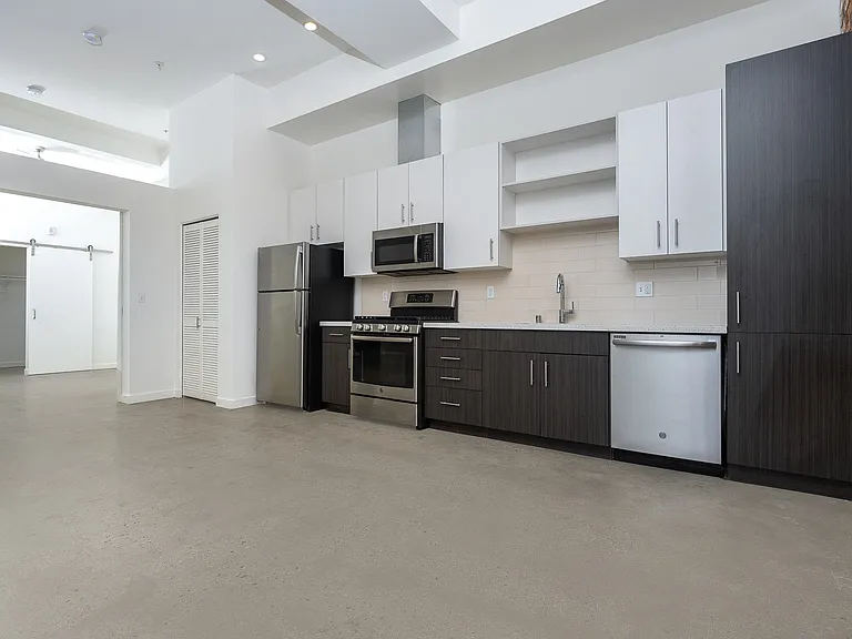 Imperial Hardware Lofts — Photo 17