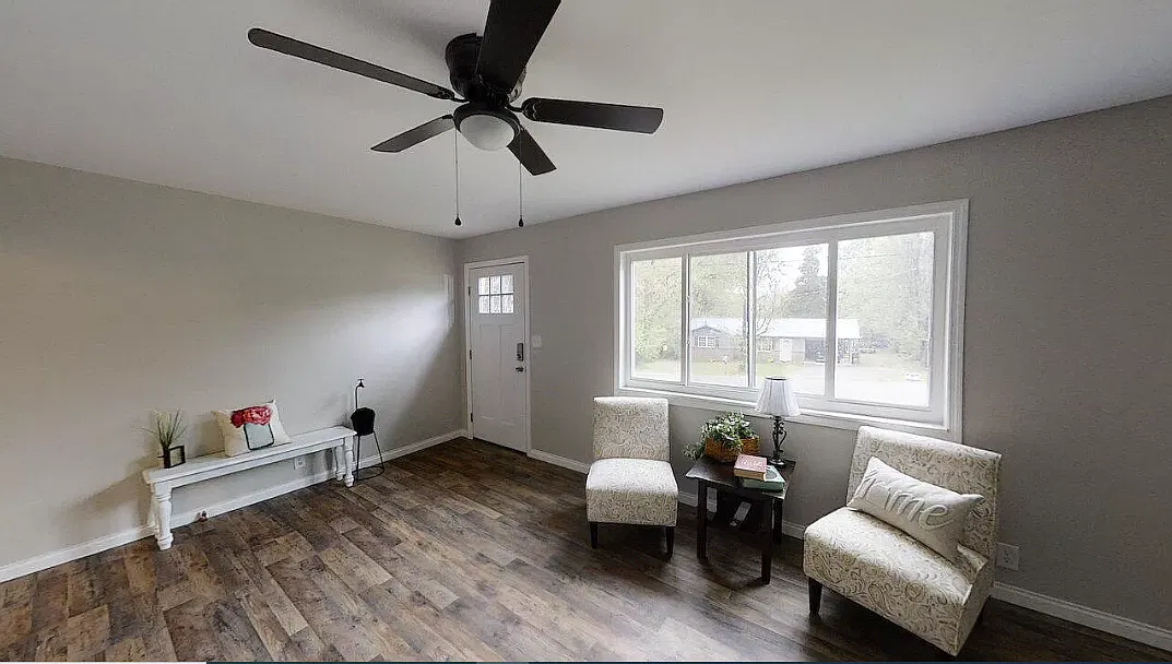 3 bed, 1134 sqft, $1,700 — Photo 3