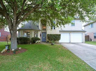 5026 Chase Court Dr, Bacliff, TX 77518