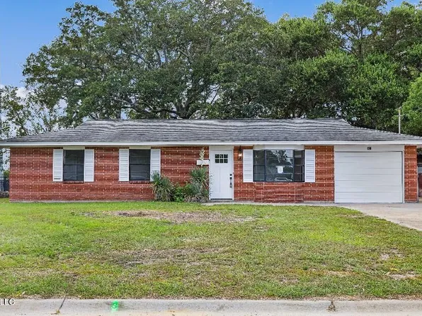 401 John Adams Dr, Biloxi, MS 39531