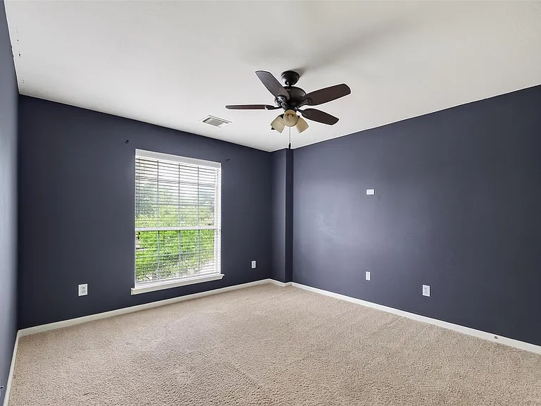 31722 Royal Woods Ct — Photo 17