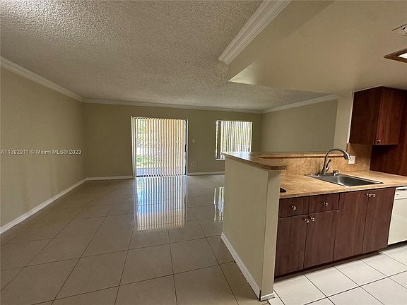 5th image of 8309 Coral Lake Ln #8309
