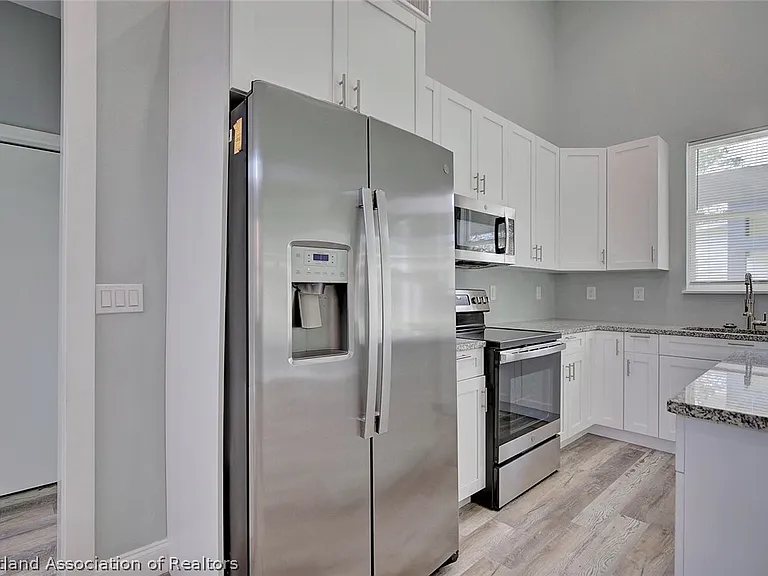 2545 N Odessa Rd — Photo 8