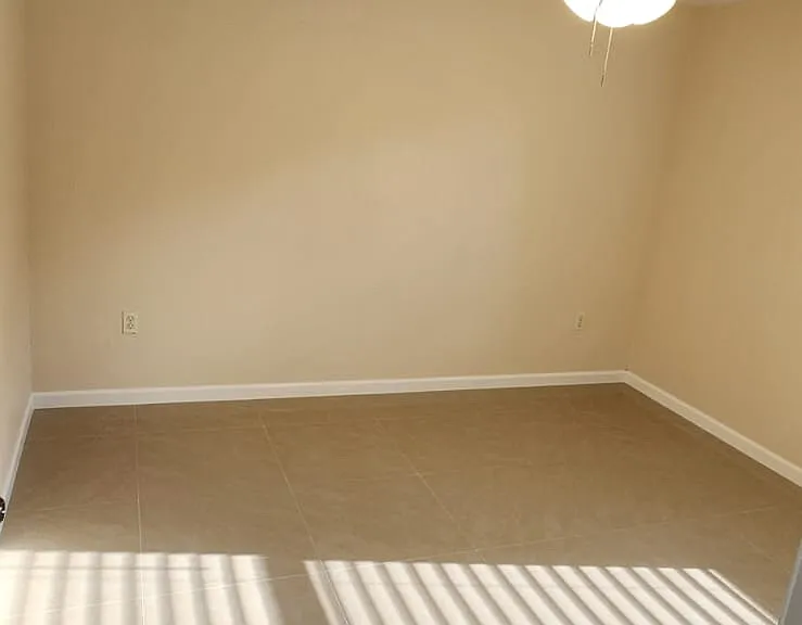 466 Marion Oaks Trl — Photo 9