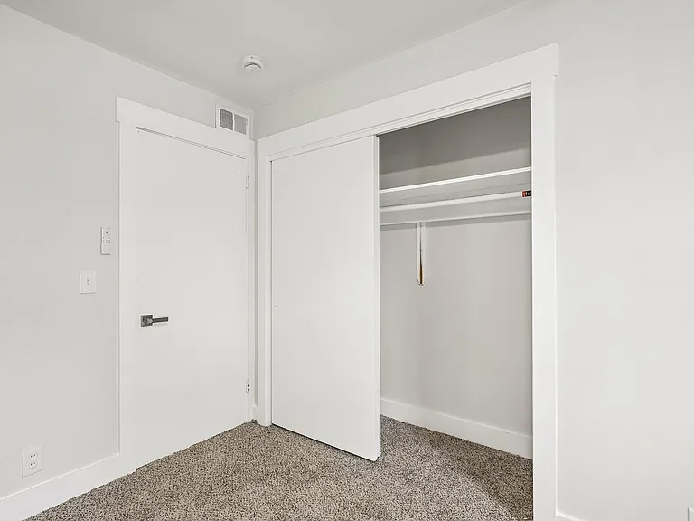 Chateau Apartments - Newly Renovated 1, 2 & 3-Bedrooms at 24th & Hillsboro Village — Photo 80