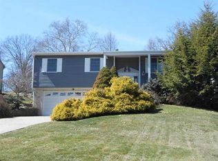 5418 Library Rd, Bethel Park, PA 15102