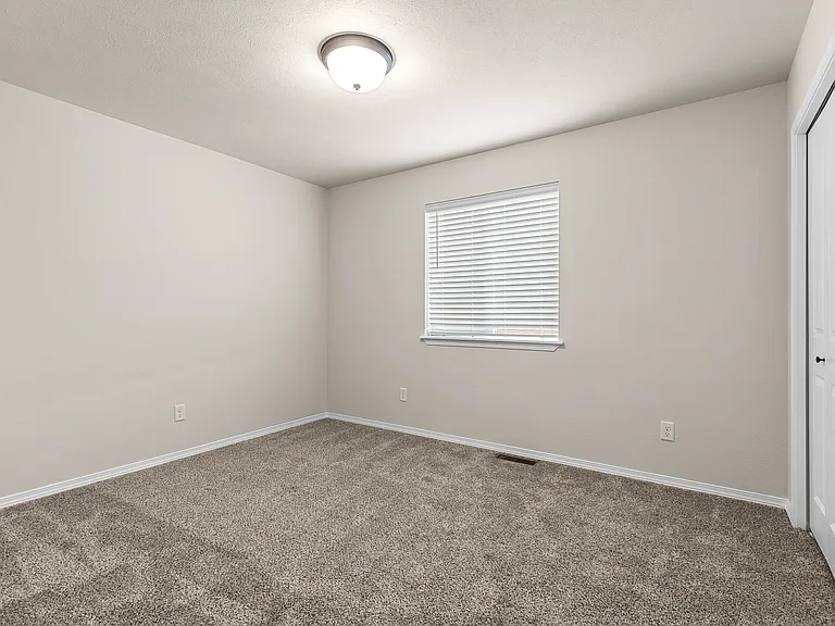 8414 N Phoebe Ct — Photo 15