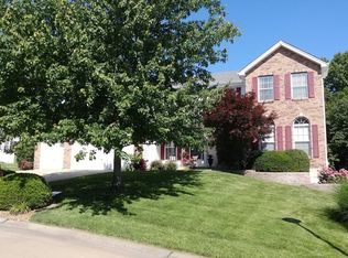712 Wood Valley Trl, Saint Charles, MO
