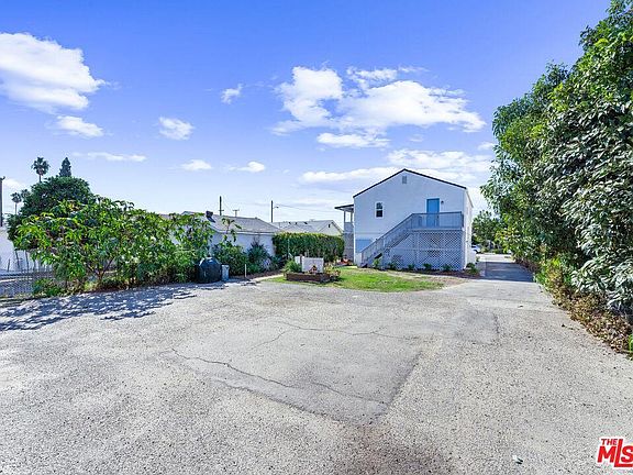 3rd image of 14188 Chestnut St #14188
