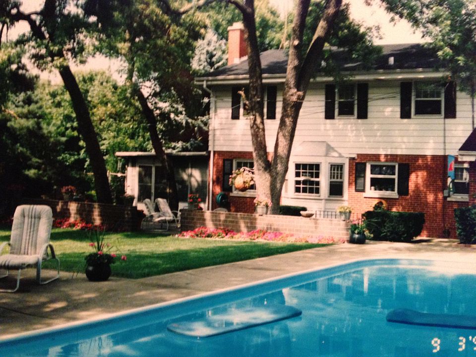 2nd image of 106 George St