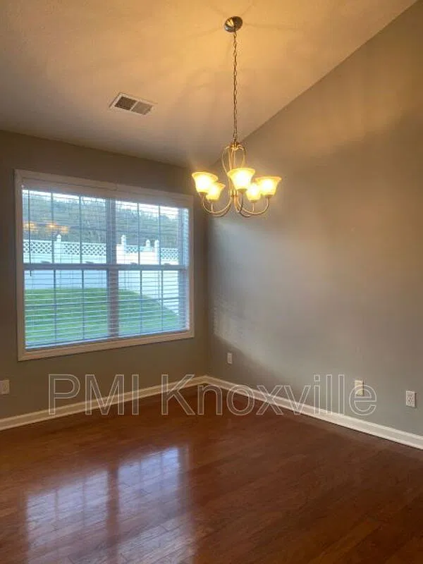 2 bed, 2.0 bath, 1168 sqft, $1,850 — Photo 4