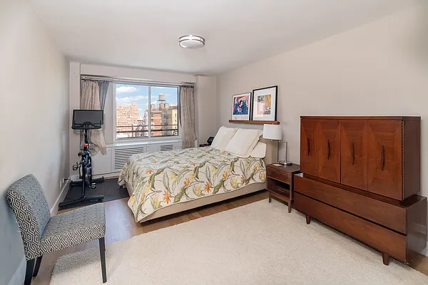 Rented by Stribling | media 10