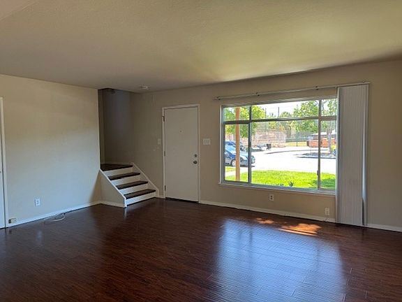 3rd image of 1543 Marina Ct Unit A