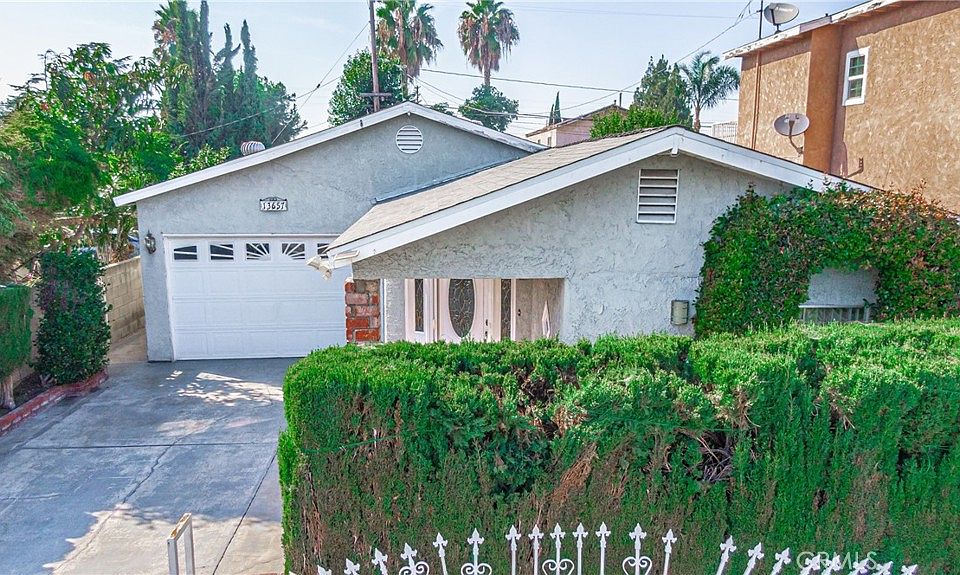 13657 Earnshaw Ave, Downey, CA 90242 | Zillow