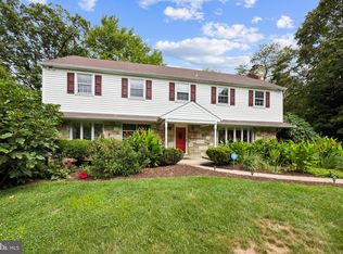 425 Wingate Rd, Huntingdon Valley, PA 19006