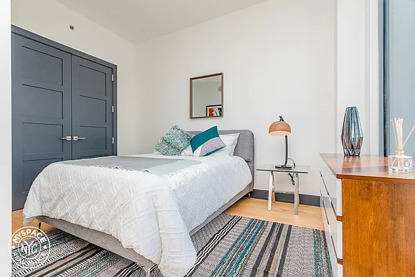 Rented by The KCI Group | media 22