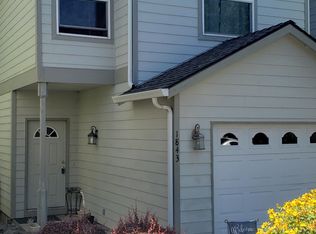 1843 SW Hungry Hill Dr, Grants Pass, OR 97527