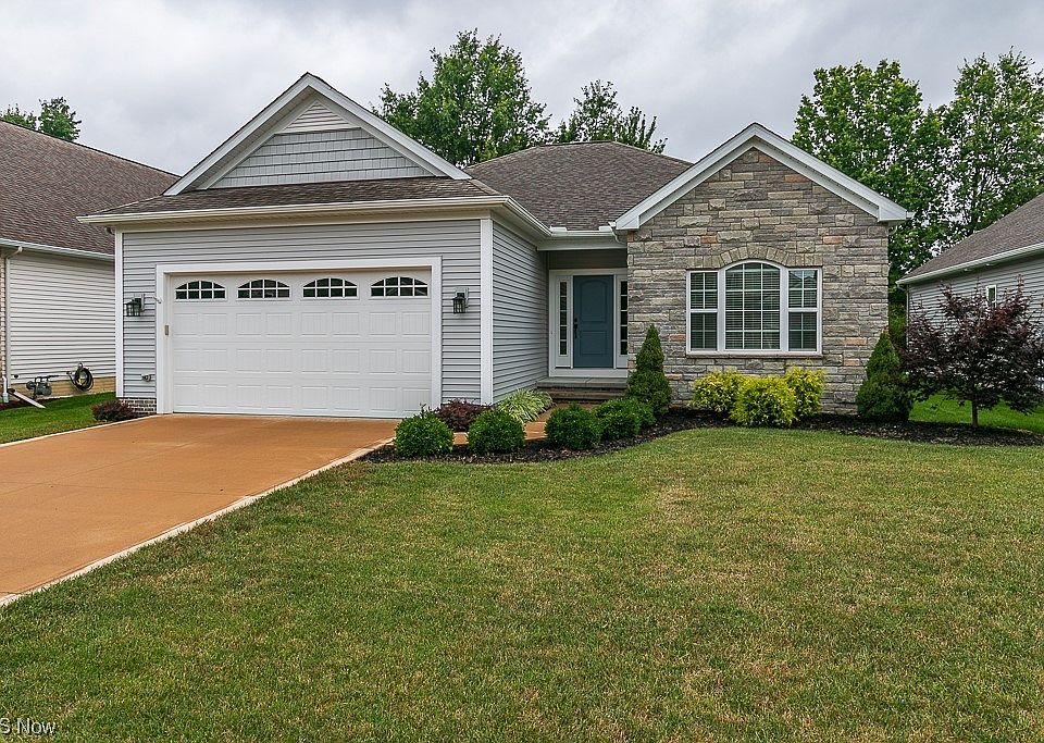 1st image of 34645 Willow Creek Pl