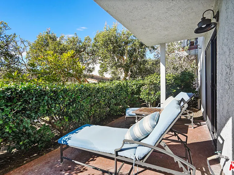 6787 Las Olas Way — Photo 25