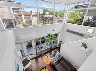 1288 Chesterfield Ave Penthouse 1, North Vancouver, BC V7M 2L5