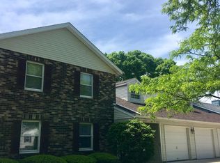 4207 80th St #1C, Kenosha, WI 53142