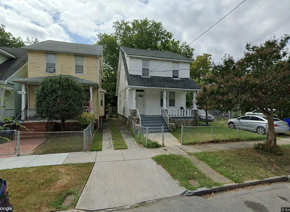 639 W 36th St