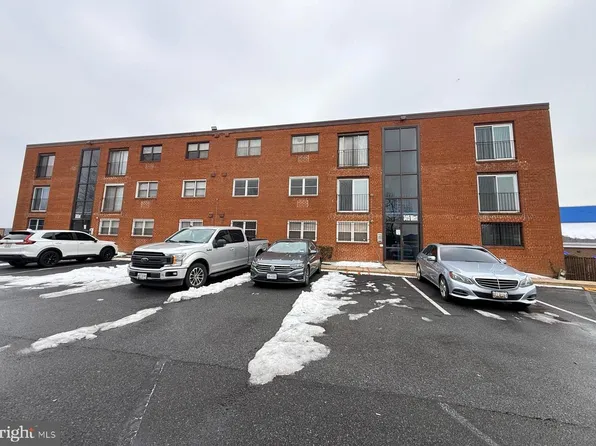 3415 5th St SE APT 34, Washington, DC 20032