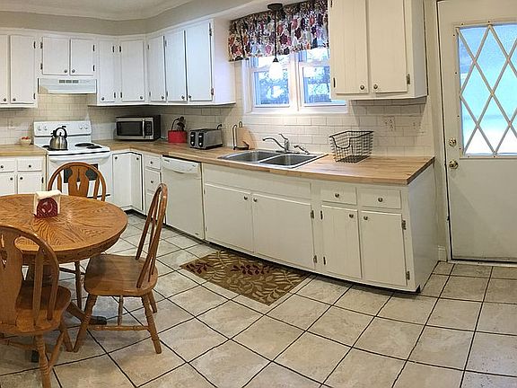 5th image of 333 Upland Way
