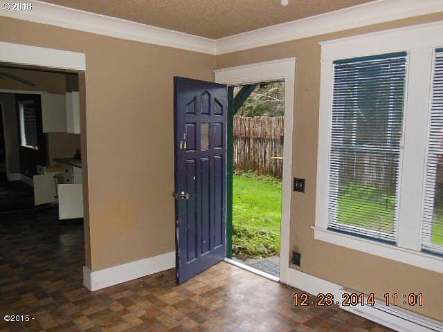 1st image of 4415 SE 51st St