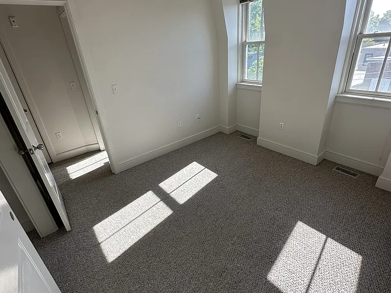 102-103 2nd St #Penthouse 04 — Photo 12