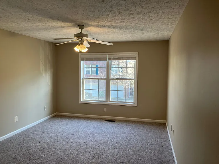 2428 E University Dr #1106 — Photo 9