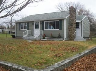 49 Marguerite St, Fairhaven, MA 02719