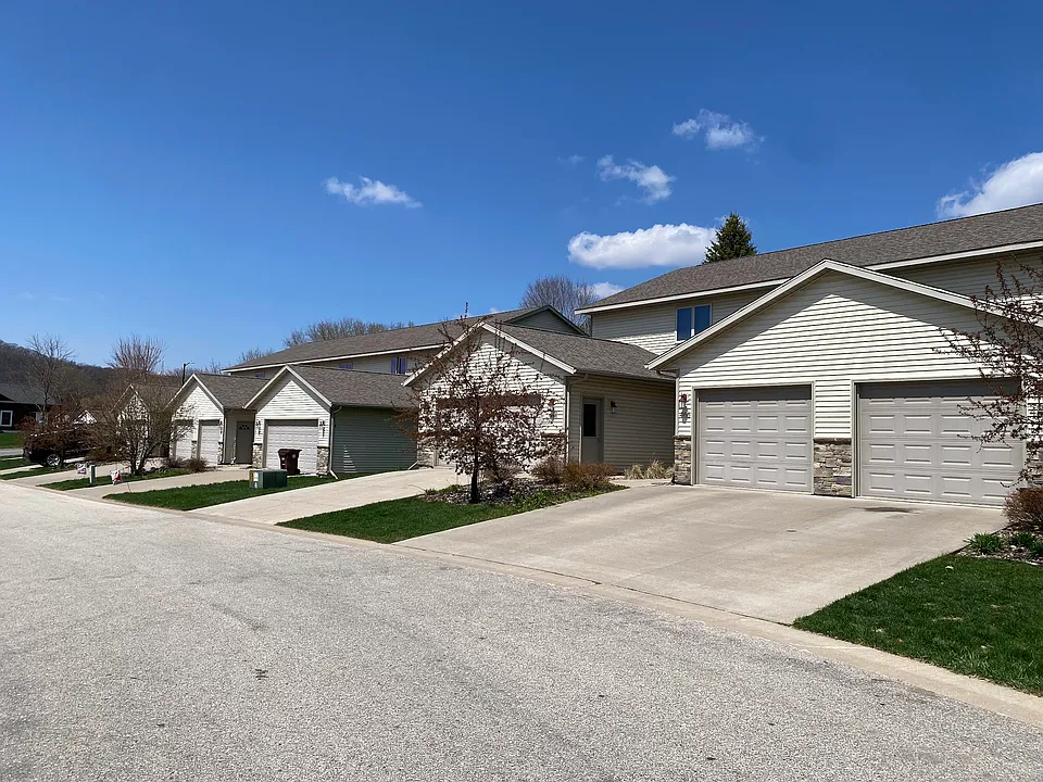 478 Coronado Cir