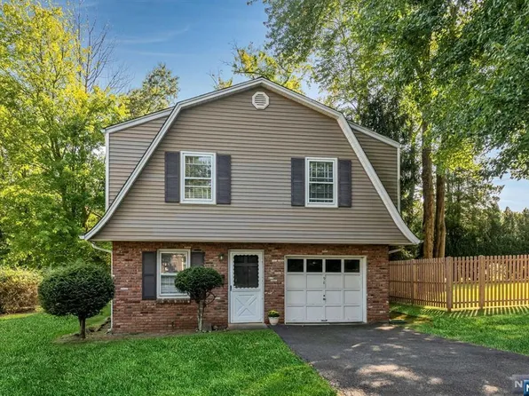 96 Woodland Rd, Demarest, NJ 07627