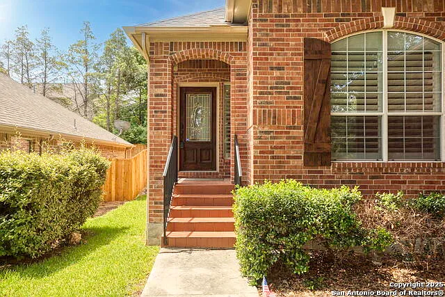 211 Aster Trl — Photo 3