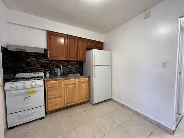 1st image of 1341 E 96th St Floor 1