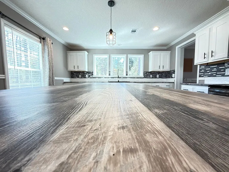 55 Oak Ave — Photo 15