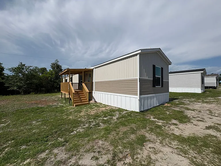 1128 S Gay Ave — Photo 43