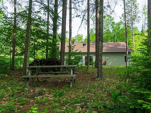 3rd image of 42477 Ponderosa Dr