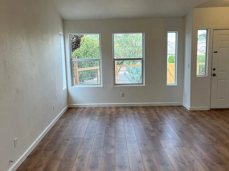 2247 Bright Star Ave — Photo 11