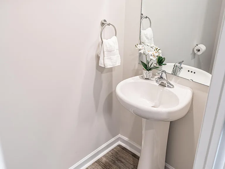 205 Maddox Dr — Photo 10