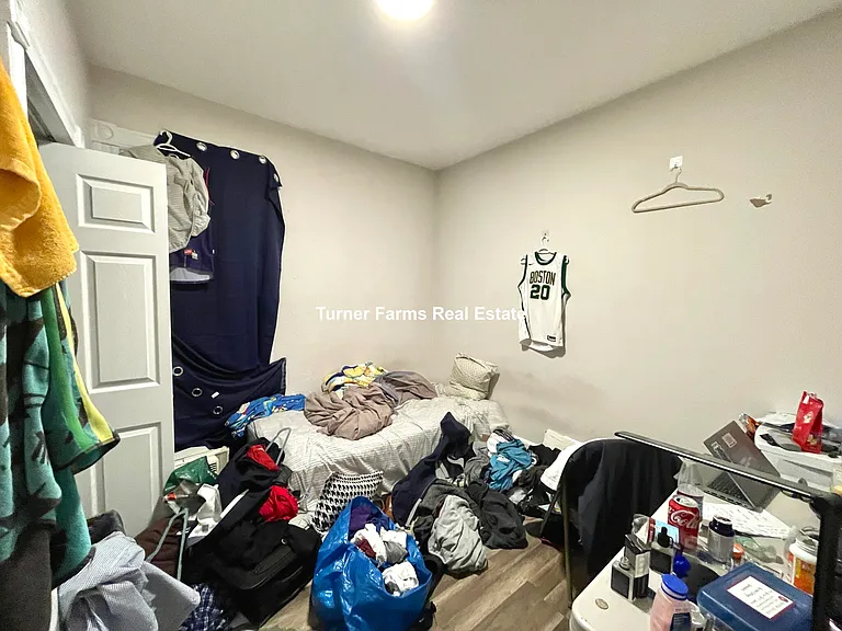 45 Crescent Ave #1R — Photo 27